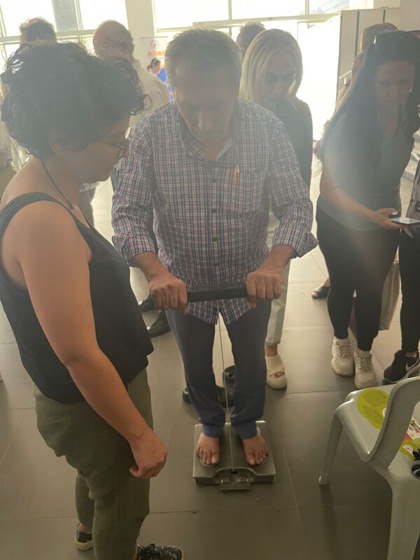 VÜCUT KİTLE İNDEKSİ TARAMASI